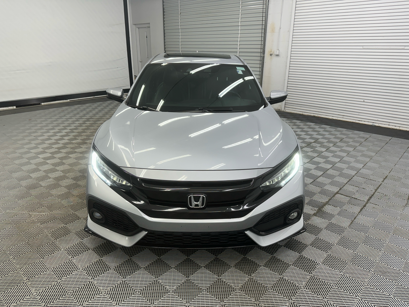 2019 Honda Civic Sport Touring 8