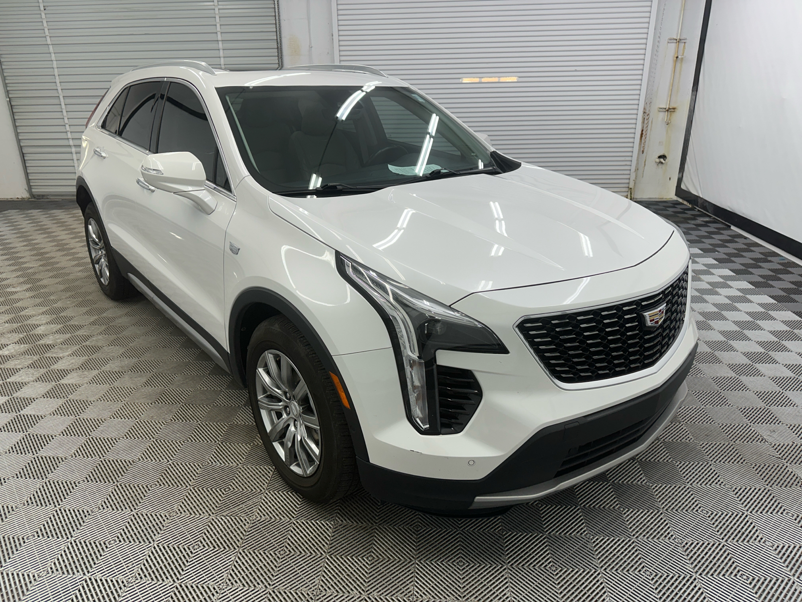 2022 Cadillac XT4 Premium Luxury 7