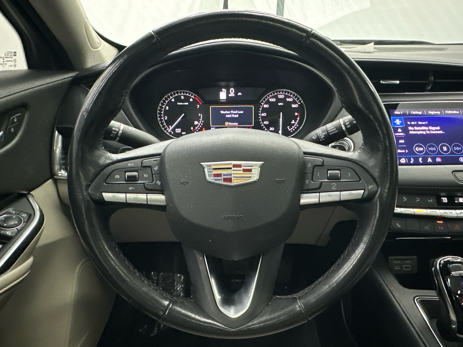 2022 Cadillac XT4 Premium Luxury 29