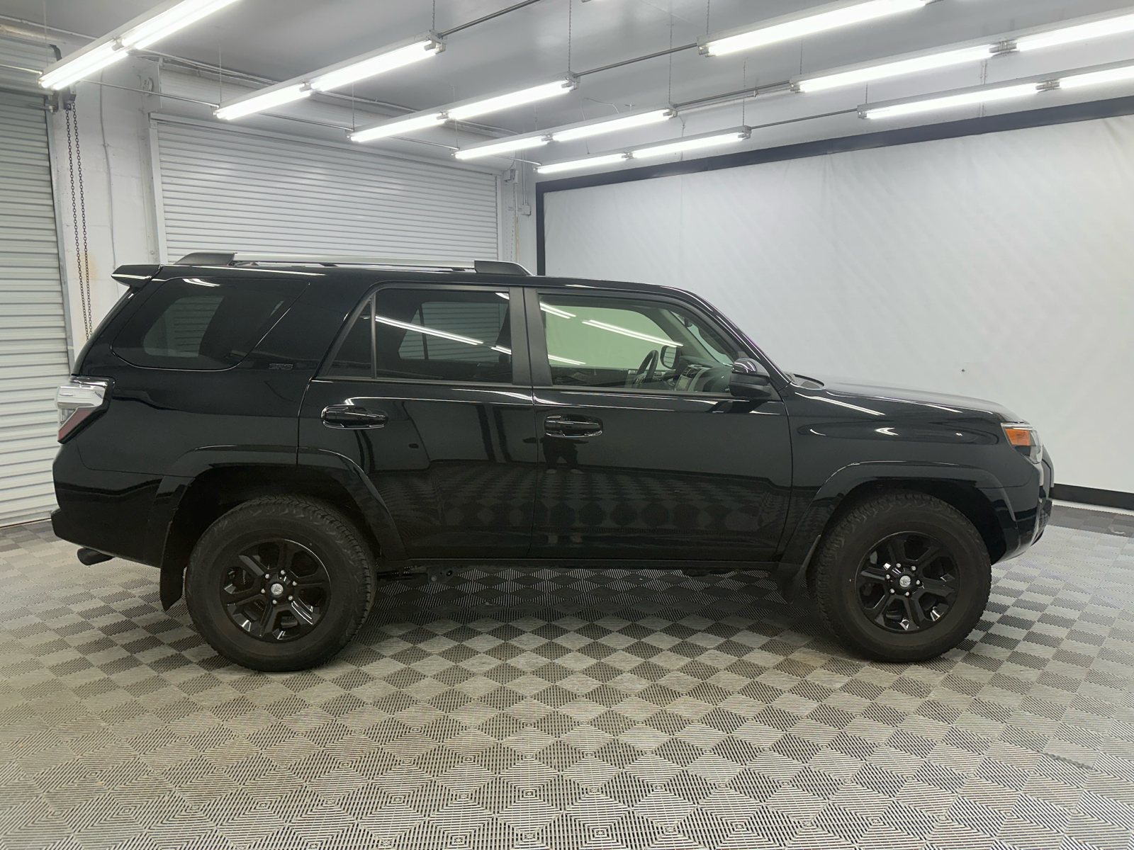 2023 Toyota 4Runner SR5 6