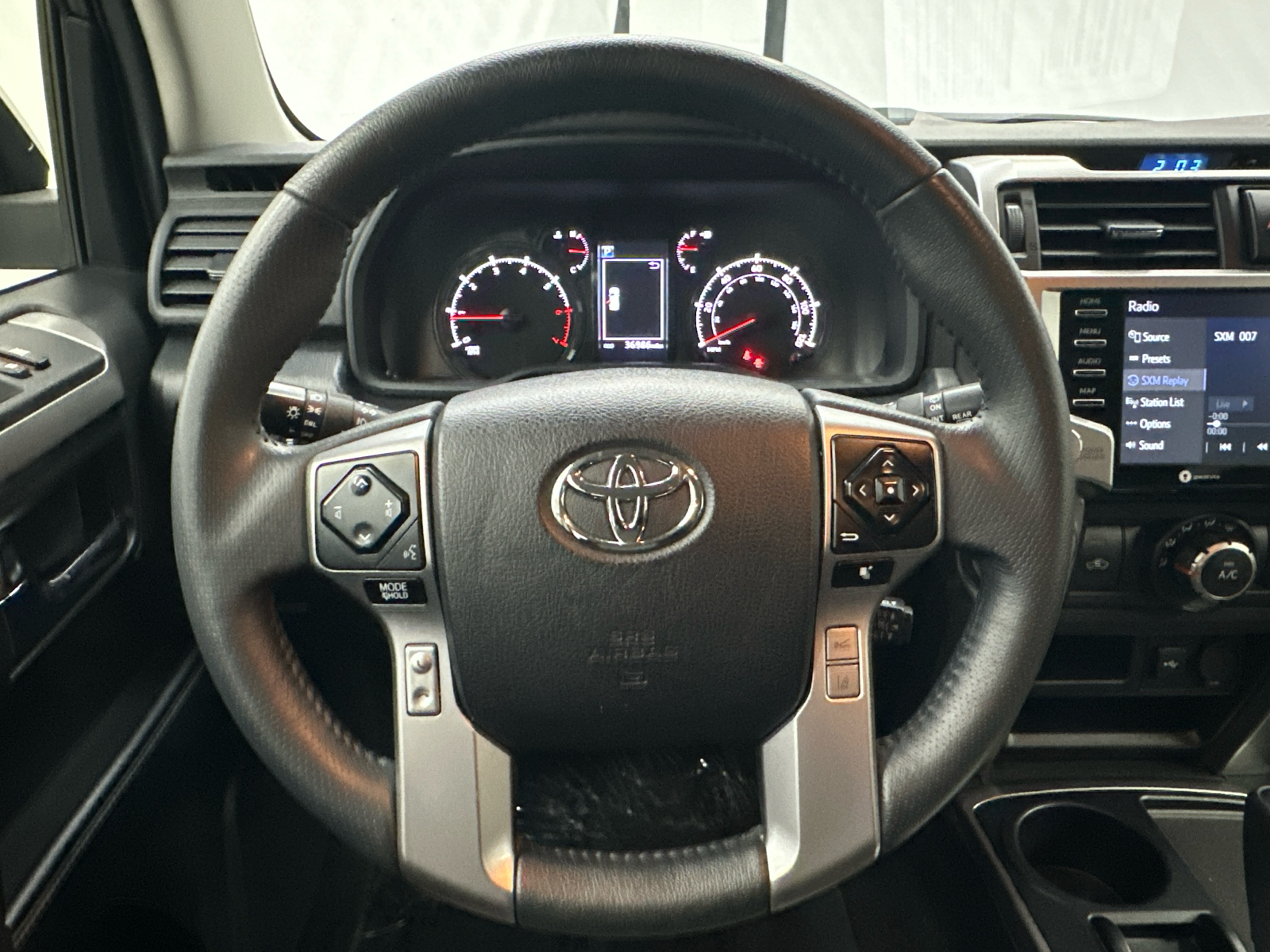 2023 Toyota 4Runner SR5 25