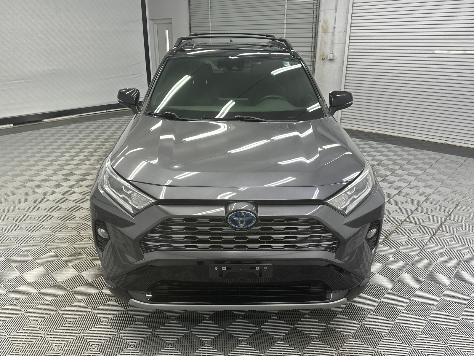 2020 Toyota RAV4 Hybrid XSE 8