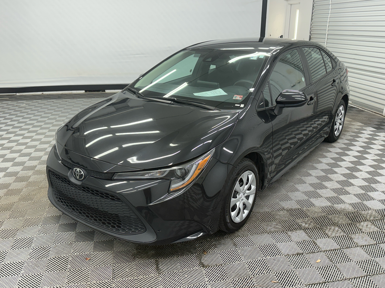 2021 Toyota Corolla LE 1