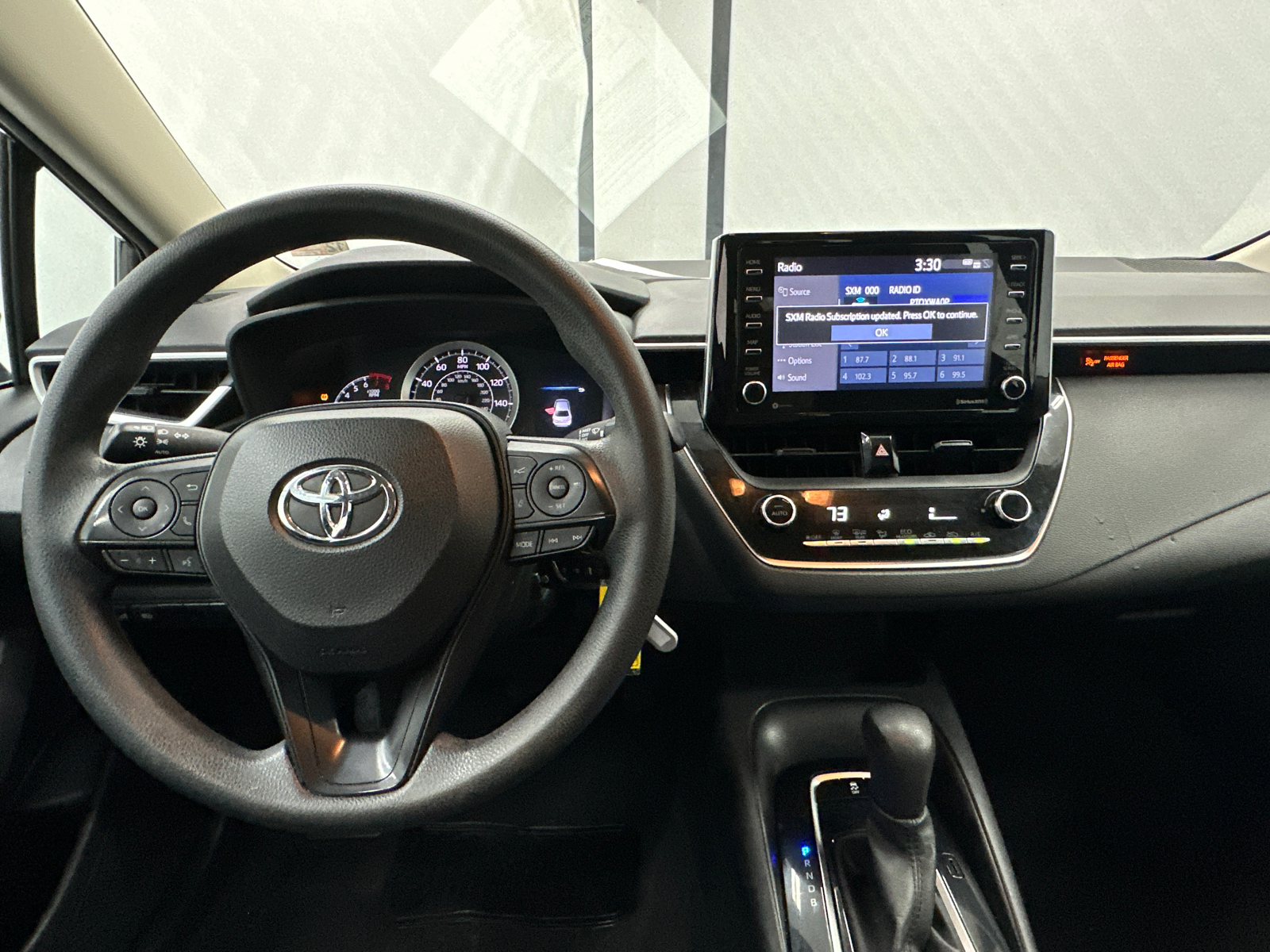 2021 Toyota Corolla LE 23