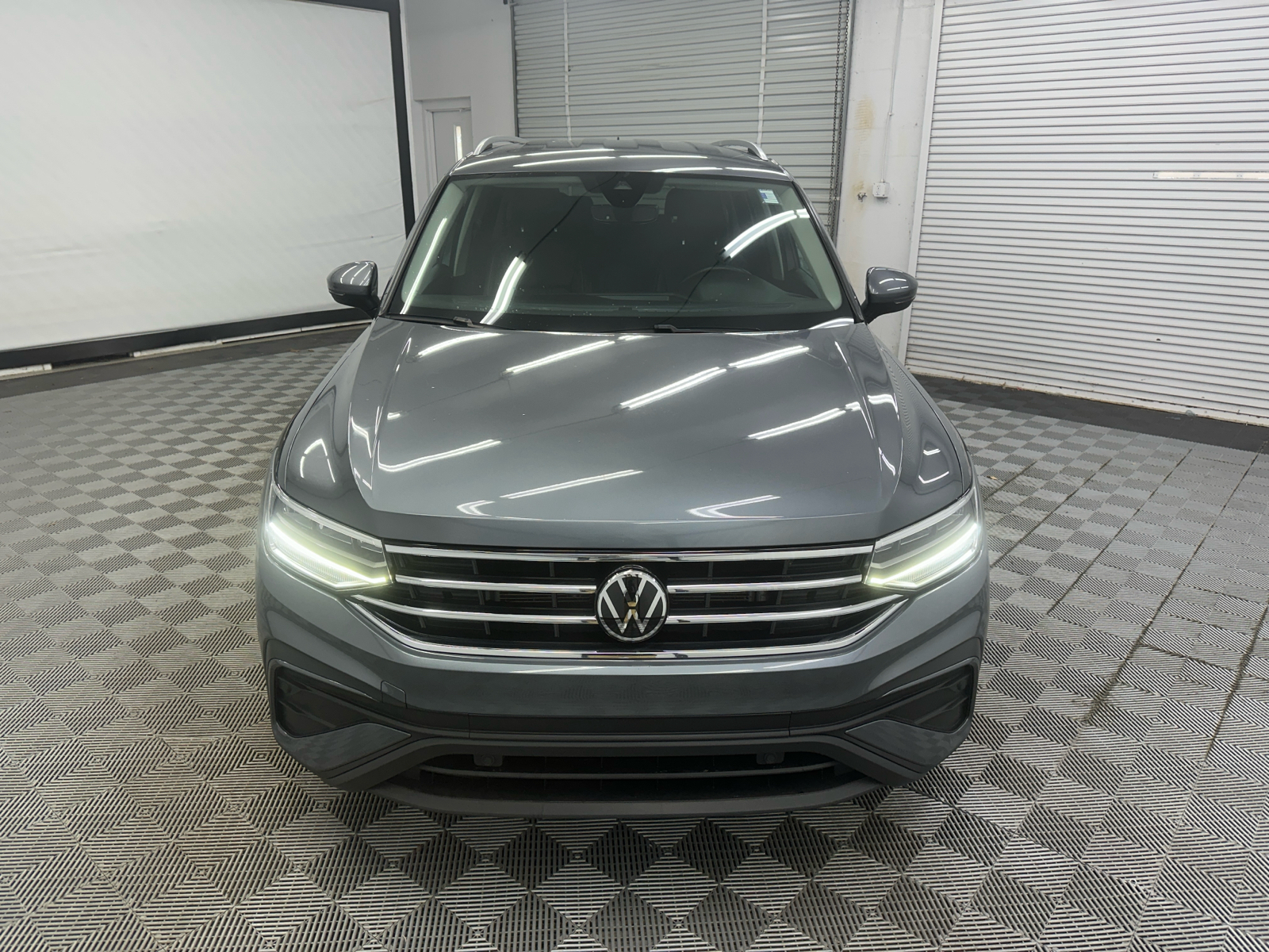 2022 Volkswagen Tiguan 2.0T SE 8