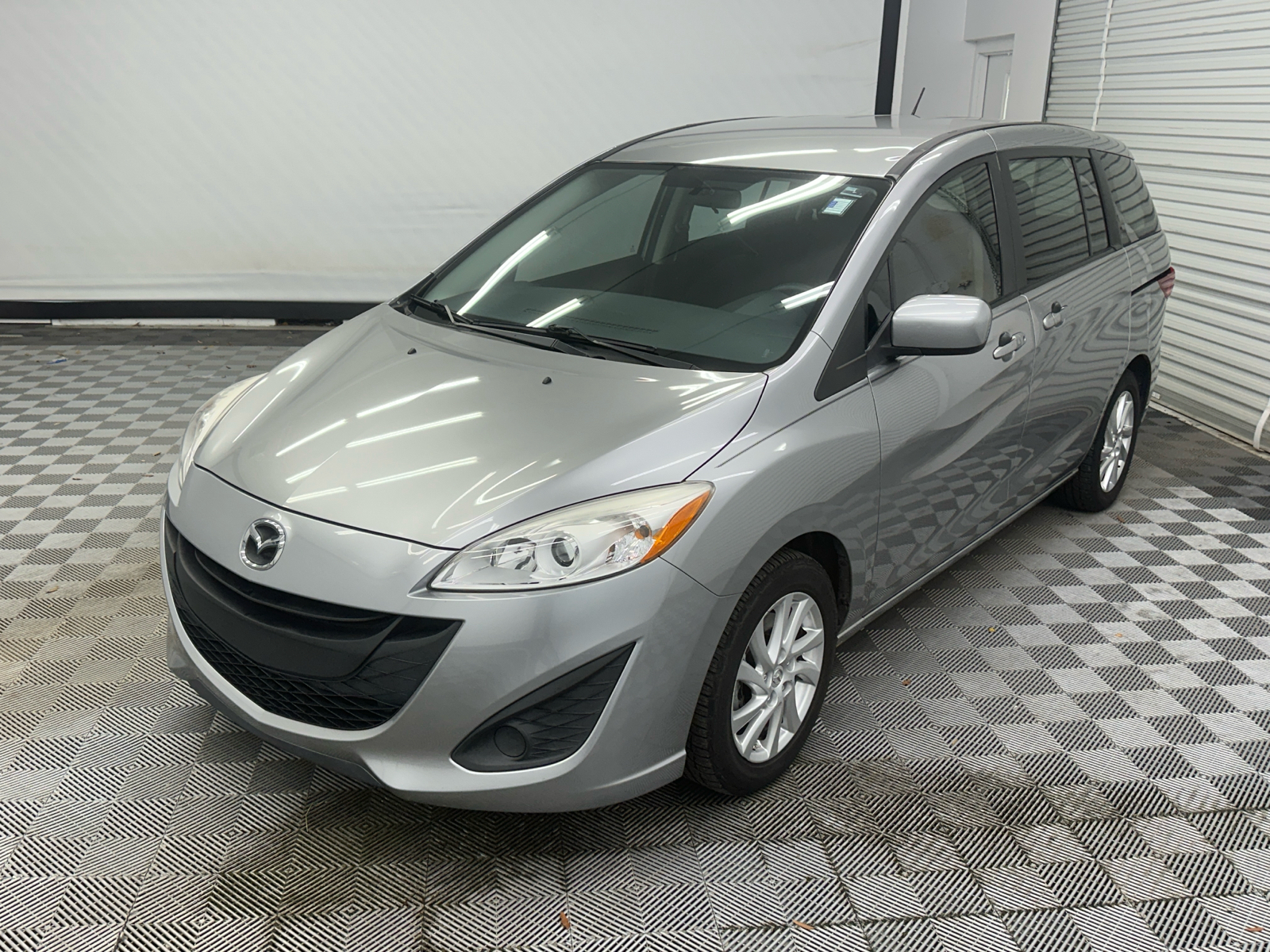 2012 Mazda Mazda5 Sport 1