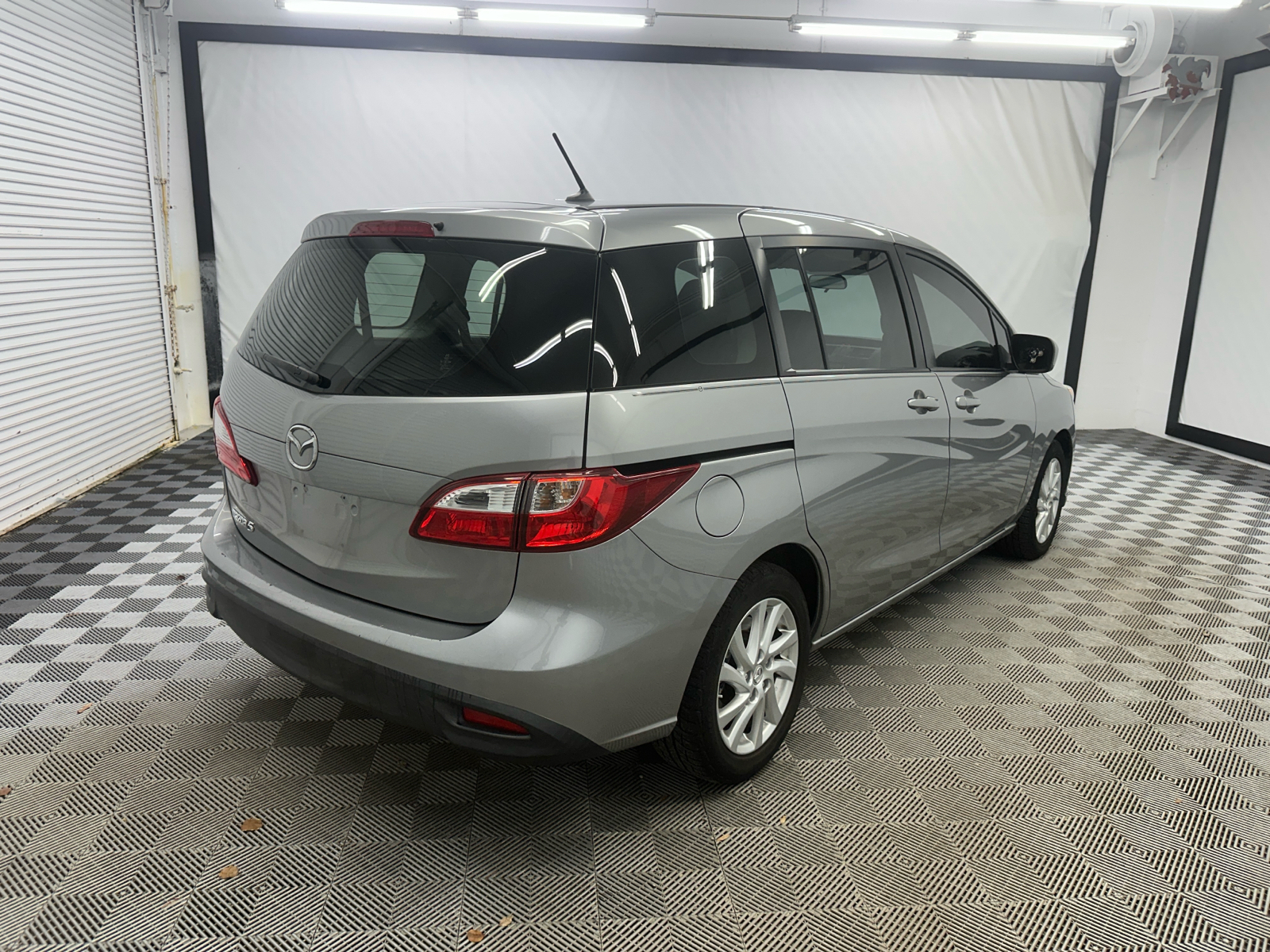 2012 Mazda Mazda5 Sport 5