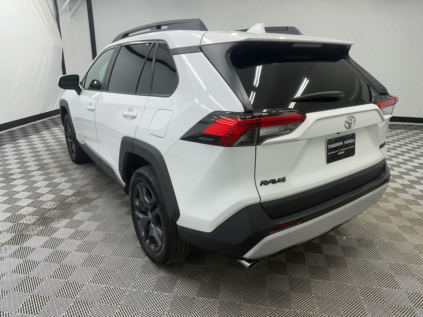 2022 Toyota RAV4 Adventure 3