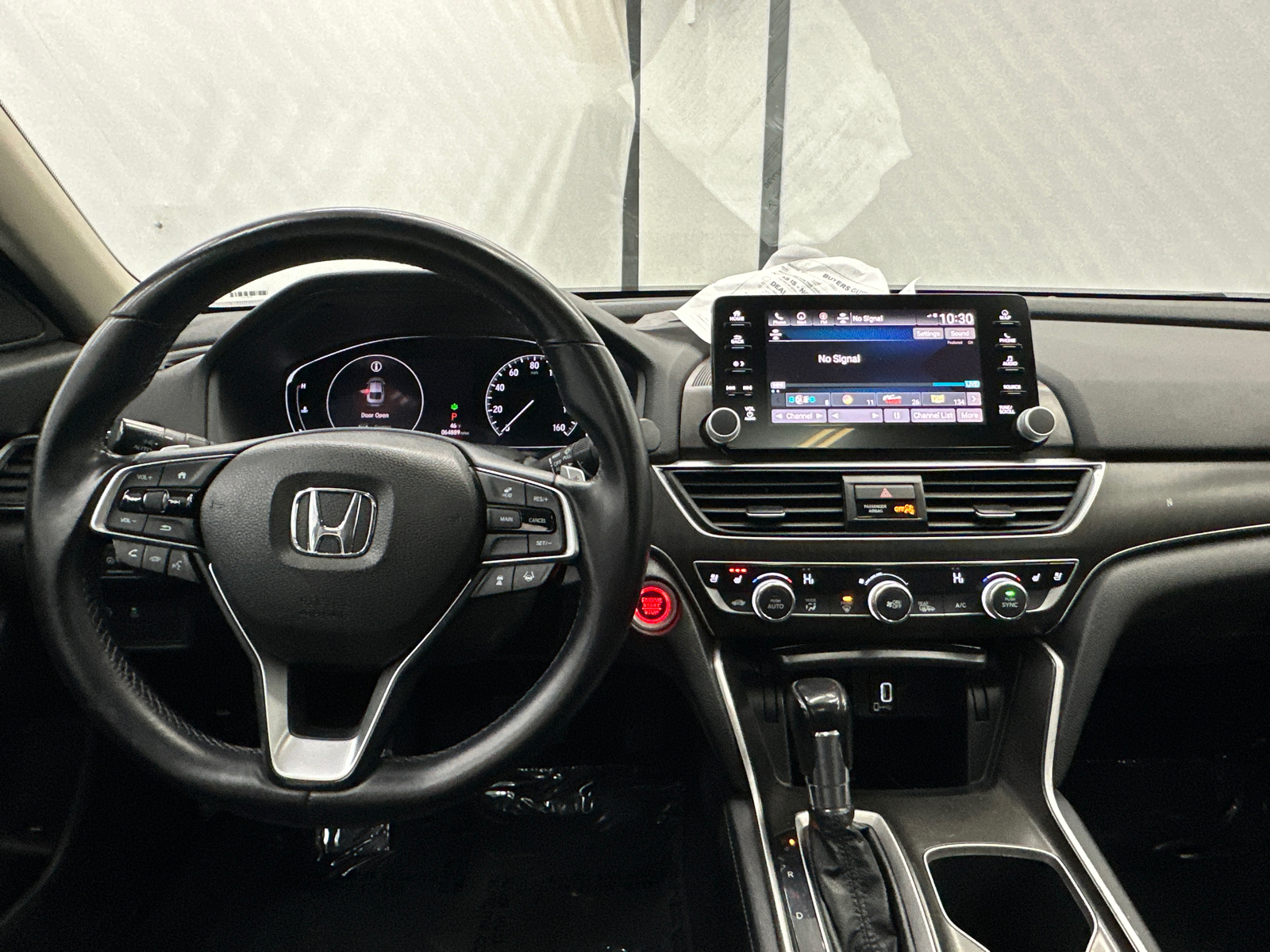 2018 Honda Accord Touring 27