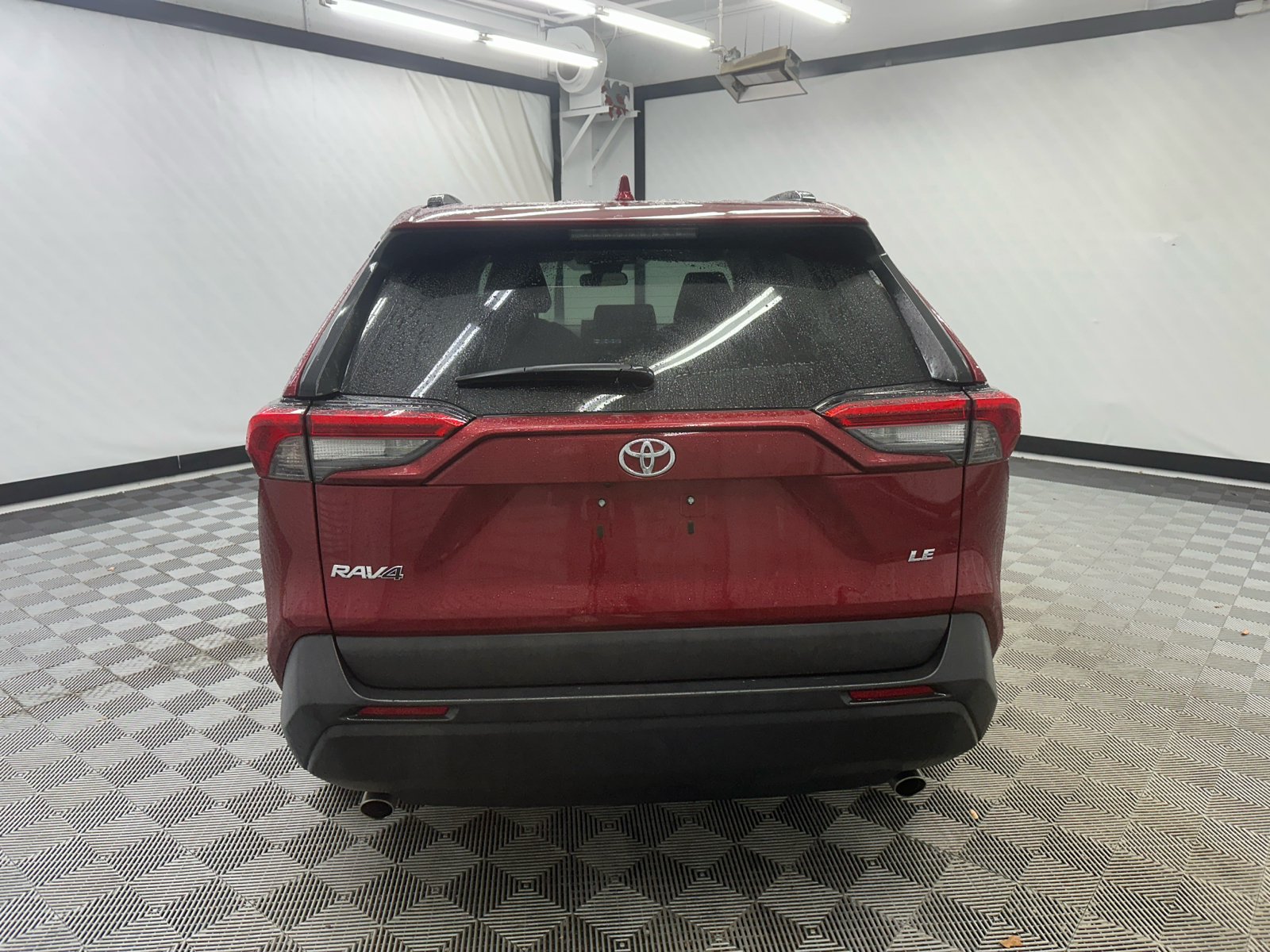 2020 Toyota RAV4 LE 4