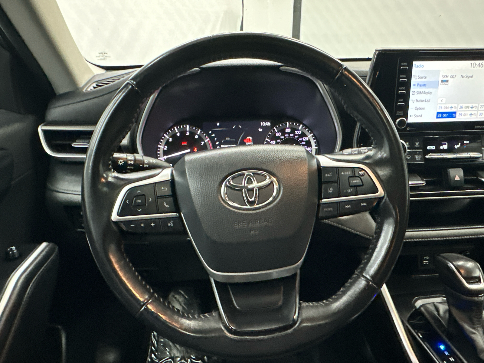 2022 Toyota Highlander XLE 30