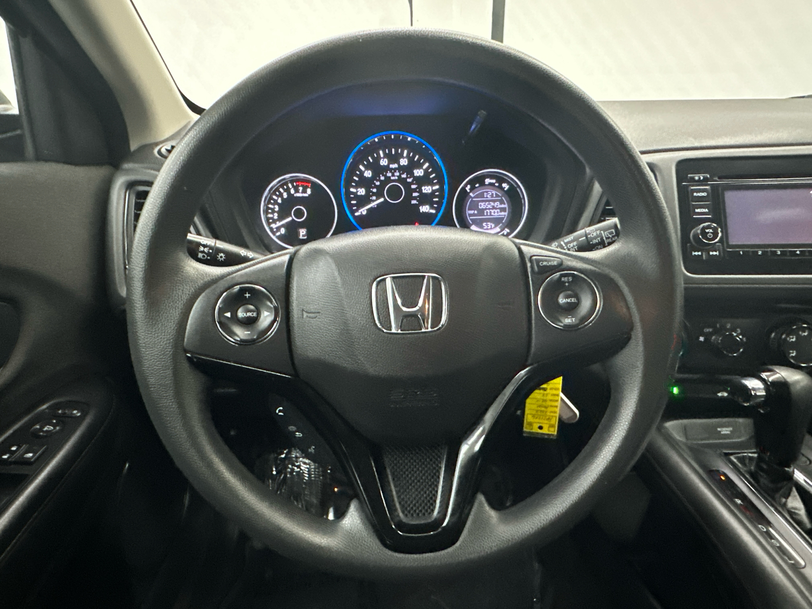 2022 Honda HR-V LX 24