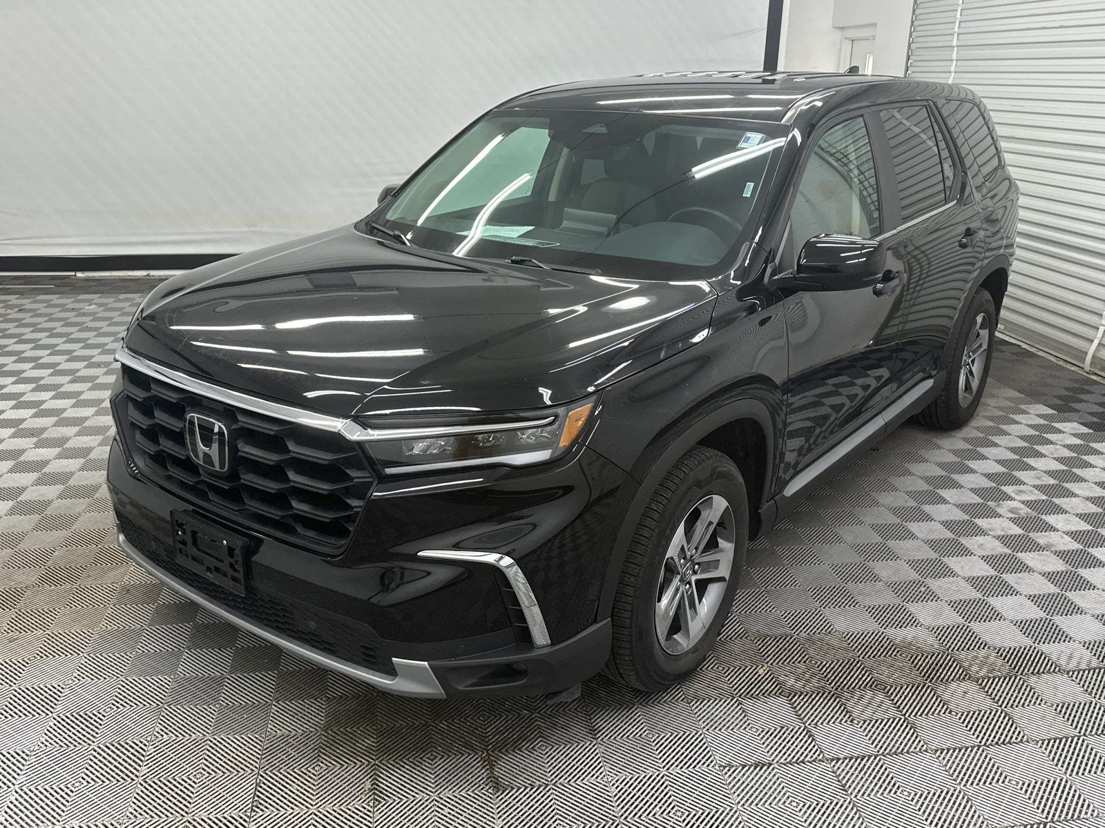 2023 Honda Pilot EX-L 1