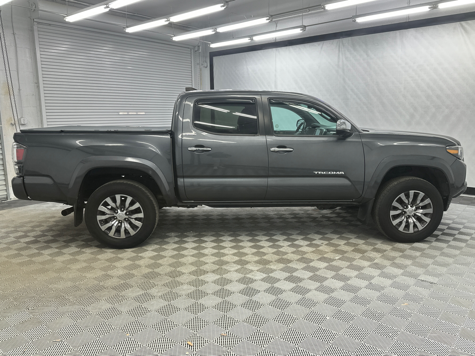 2021 Toyota Tacoma Limited 6