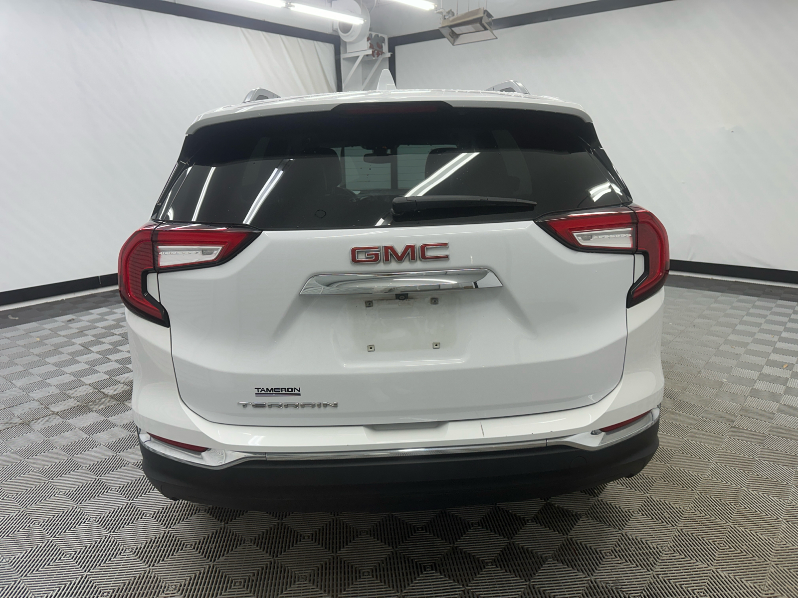 2023 GMC Terrain SLT 4