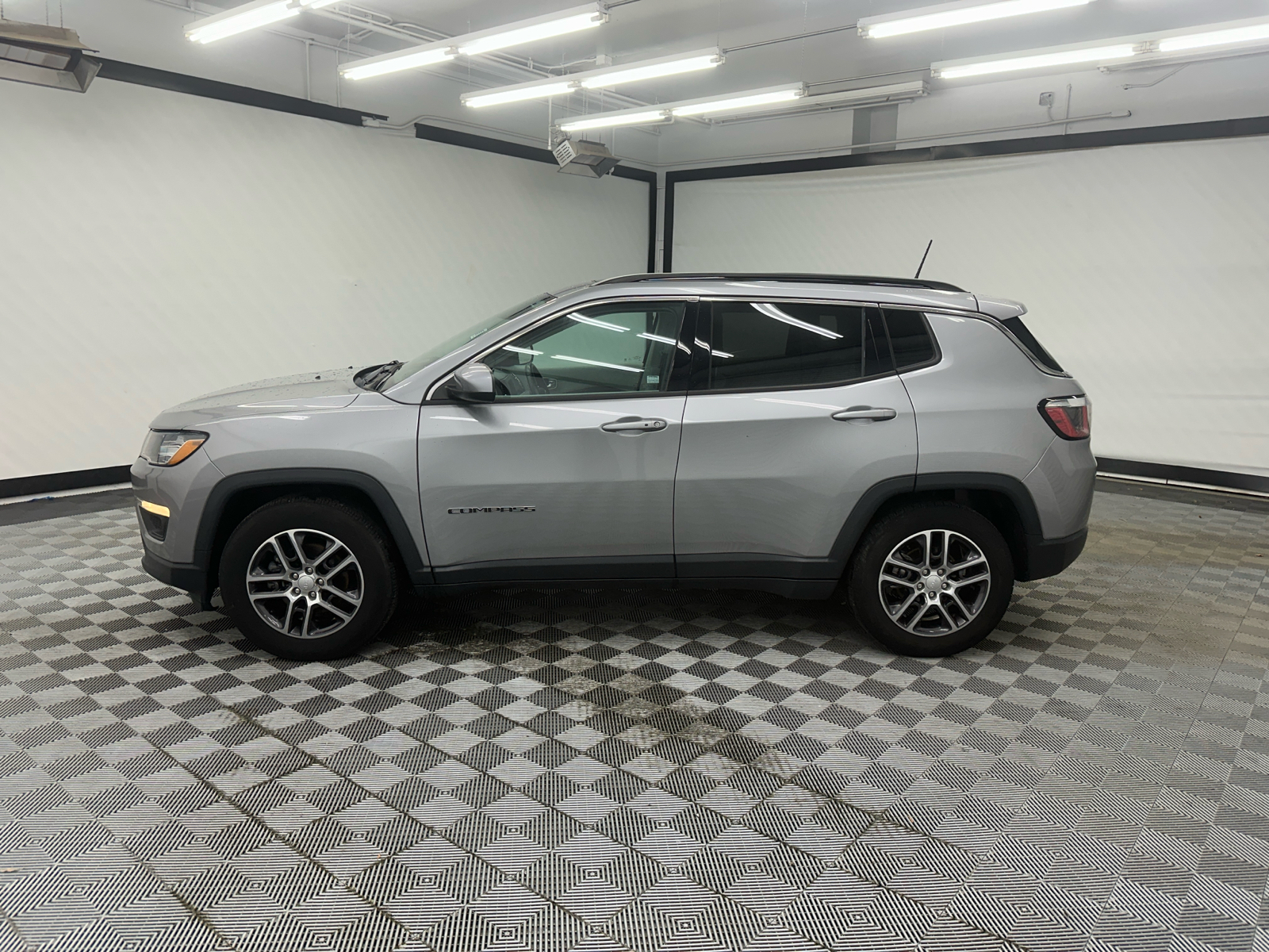 2019 Jeep Compass Latitude 2