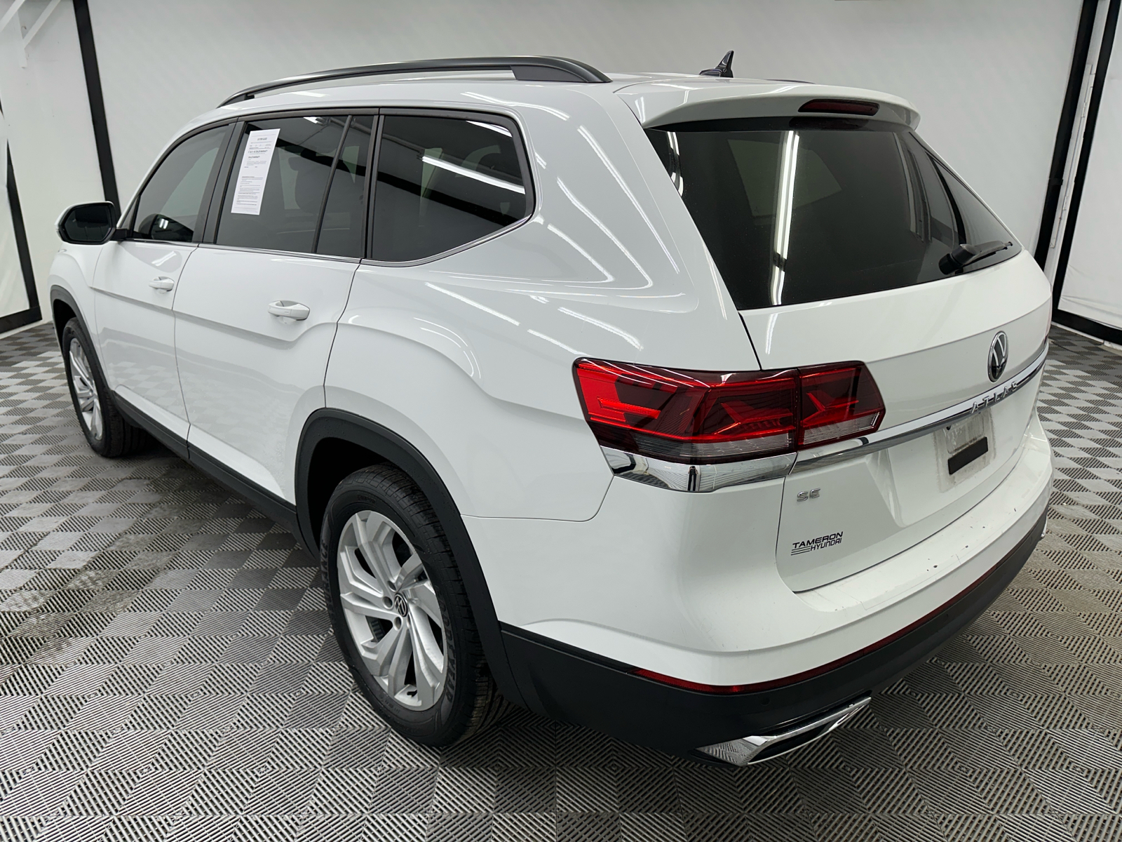 2022 Volkswagen Atlas 2.0T SE w/Technology 3