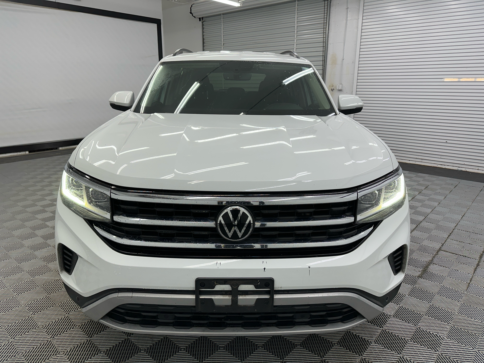 2022 Volkswagen Atlas 2.0T SE w/Technology 8