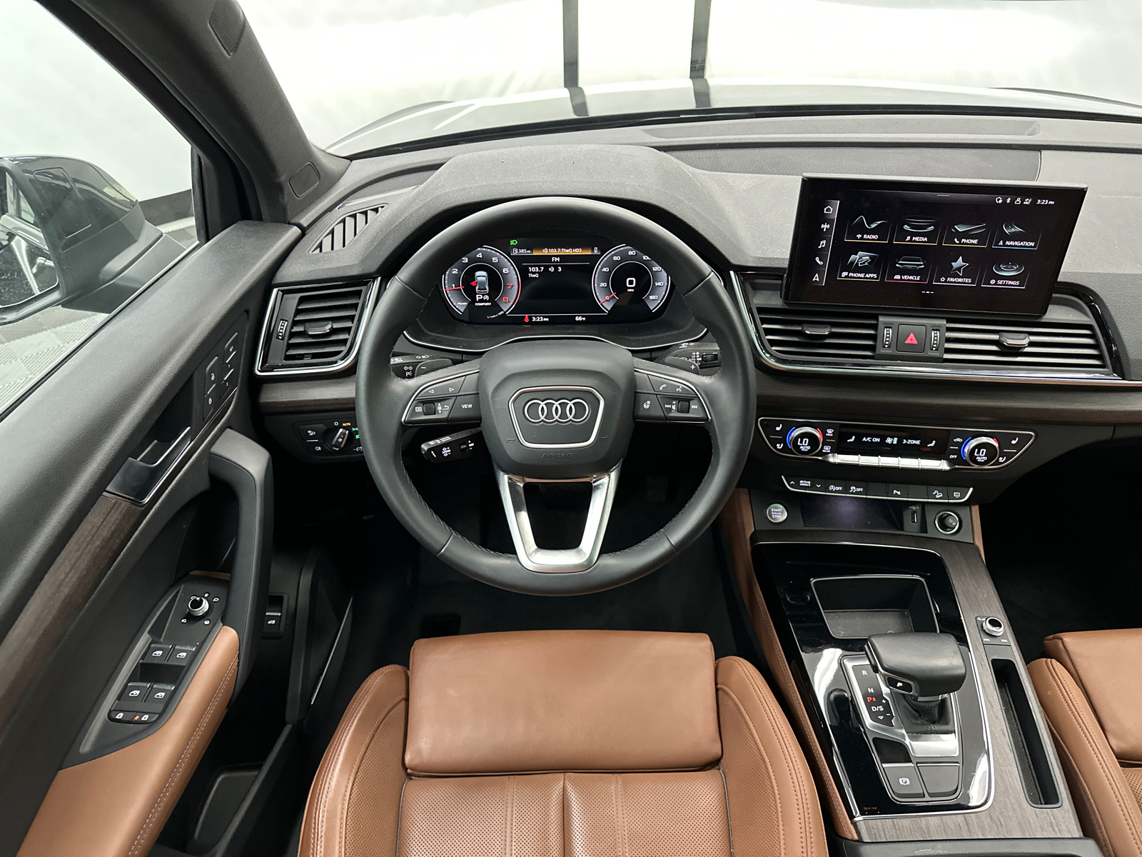 2022 Audi Q5 45 S line Premium Plus 27