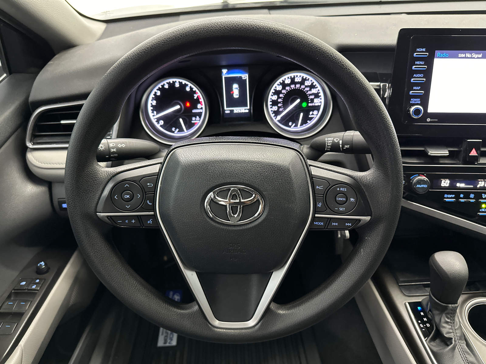 2023 Toyota Camry LE 23