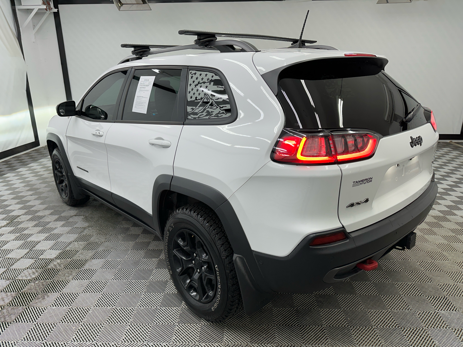 2020 Jeep Cherokee Trailhawk 3