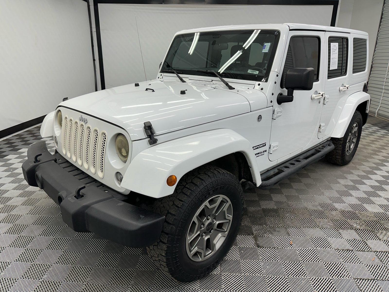 2017 Jeep Wrangler Unlimited Sport 1