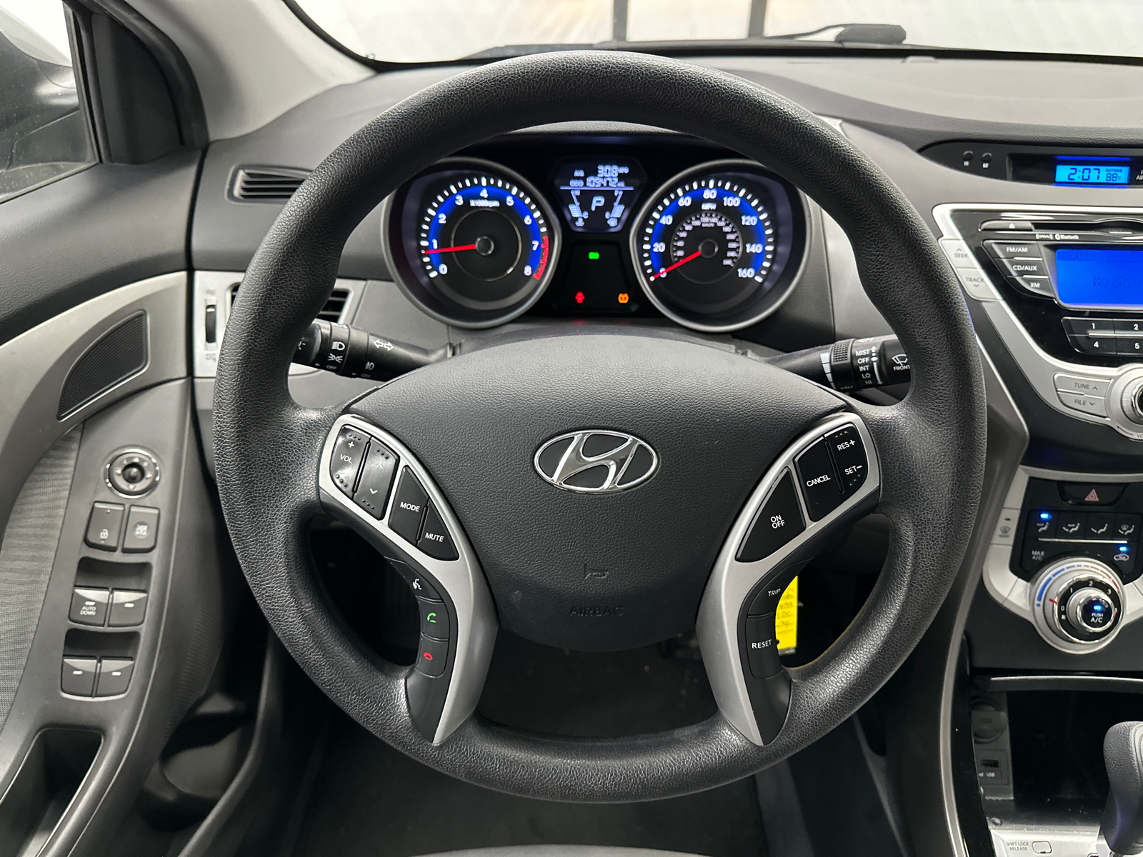 2012 Hyundai Elantra GLS 22