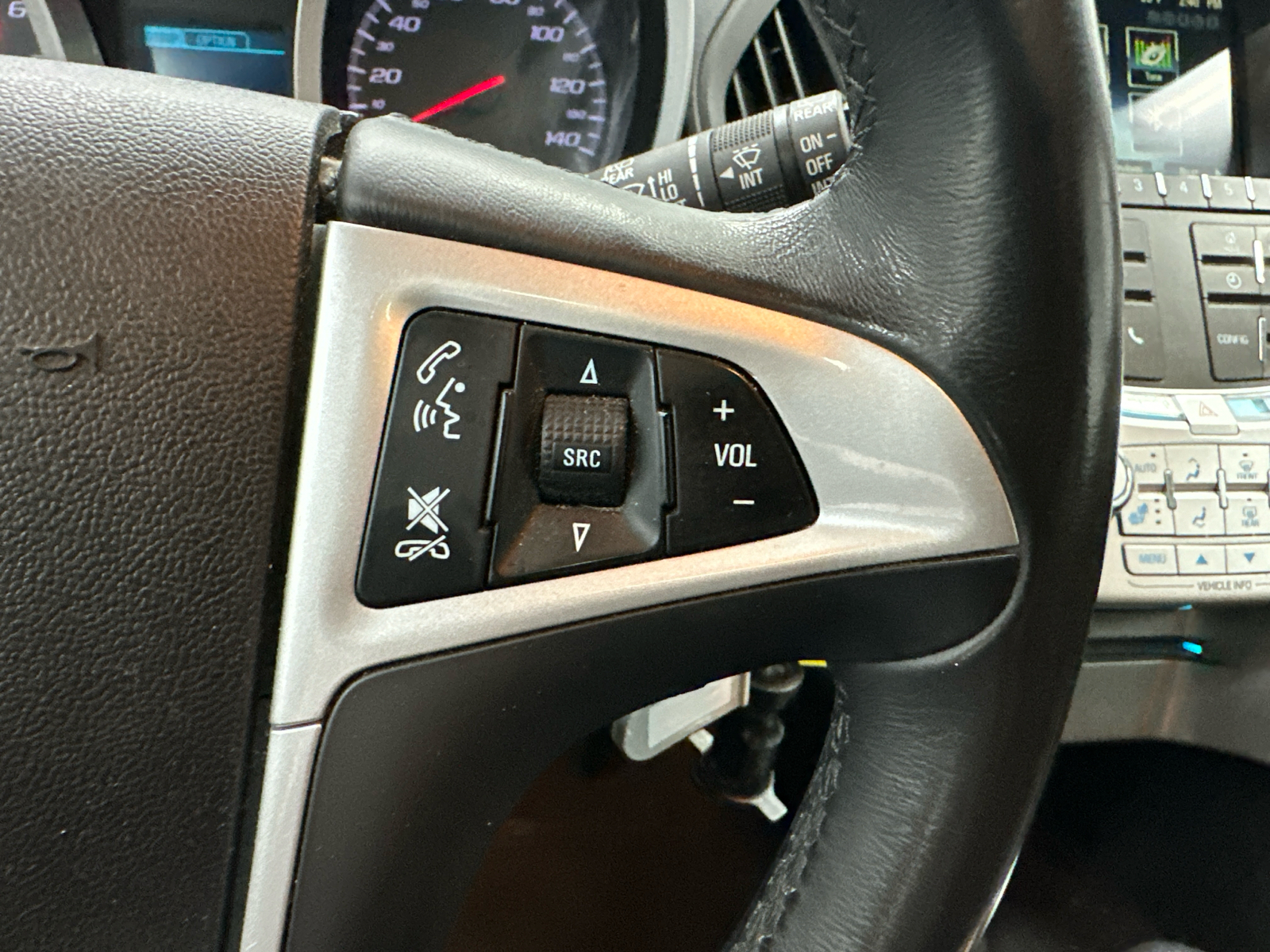 2015 Chevrolet Equinox LTZ 29