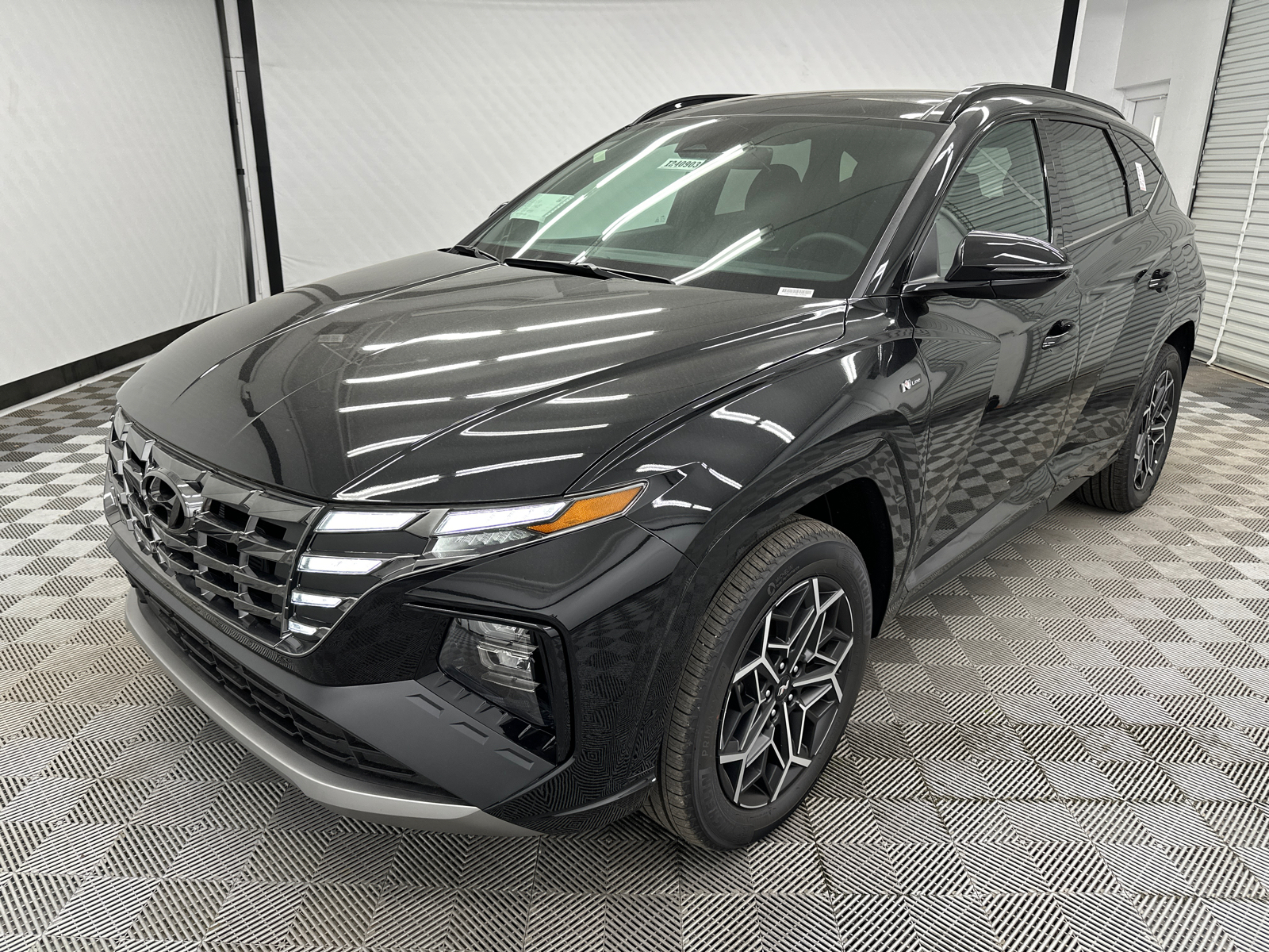 2024 Hyundai Tucson Hybrid N Line 1