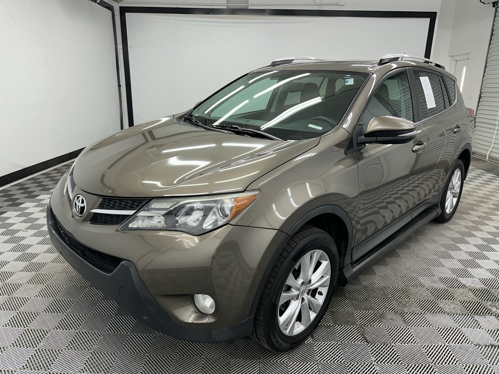 2013 Toyota RAV4 Limited 1