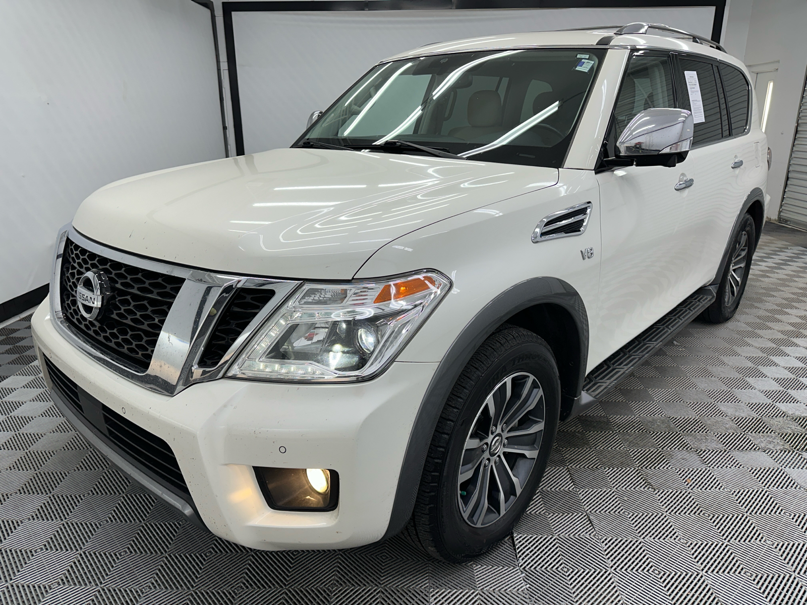 2019 Nissan Armada SL 1