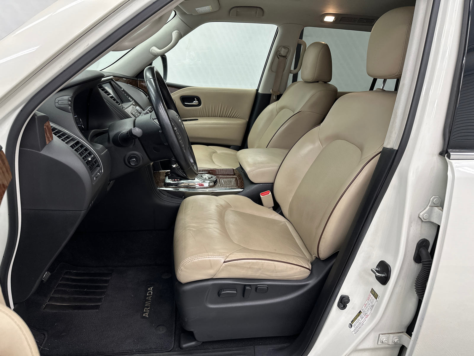 2019 Nissan Armada SL 9