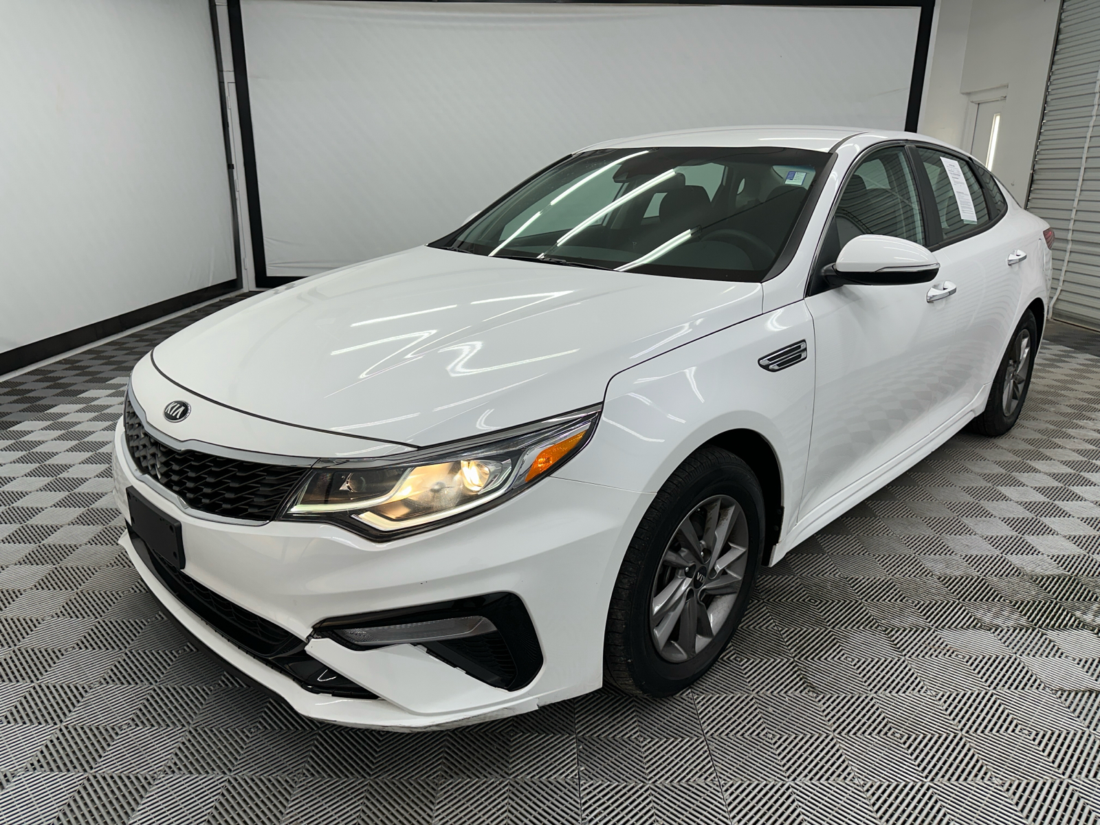 2020 Kia Optima LX 1