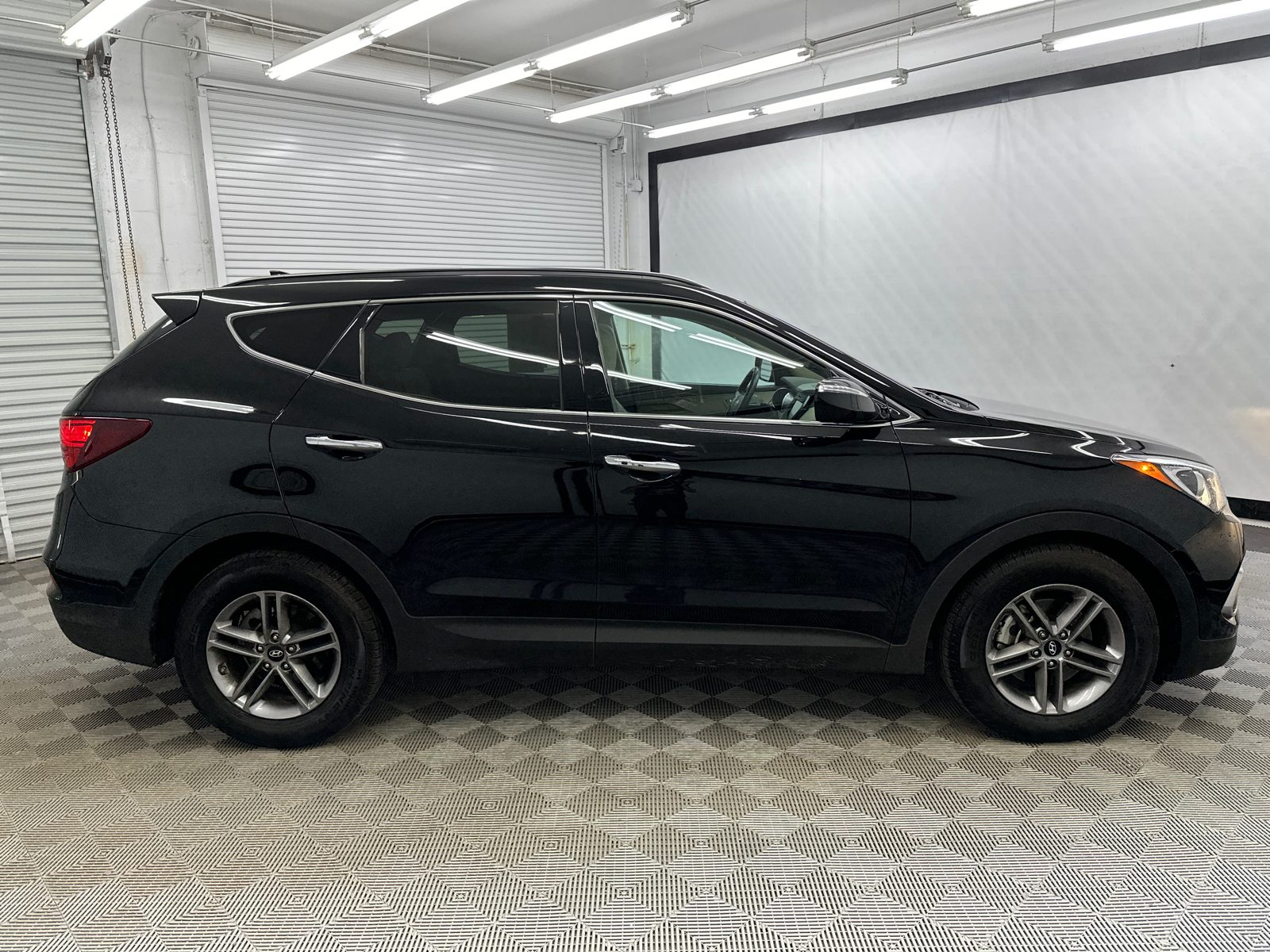 2017 Hyundai Santa Fe Sport 2.4 Base 6