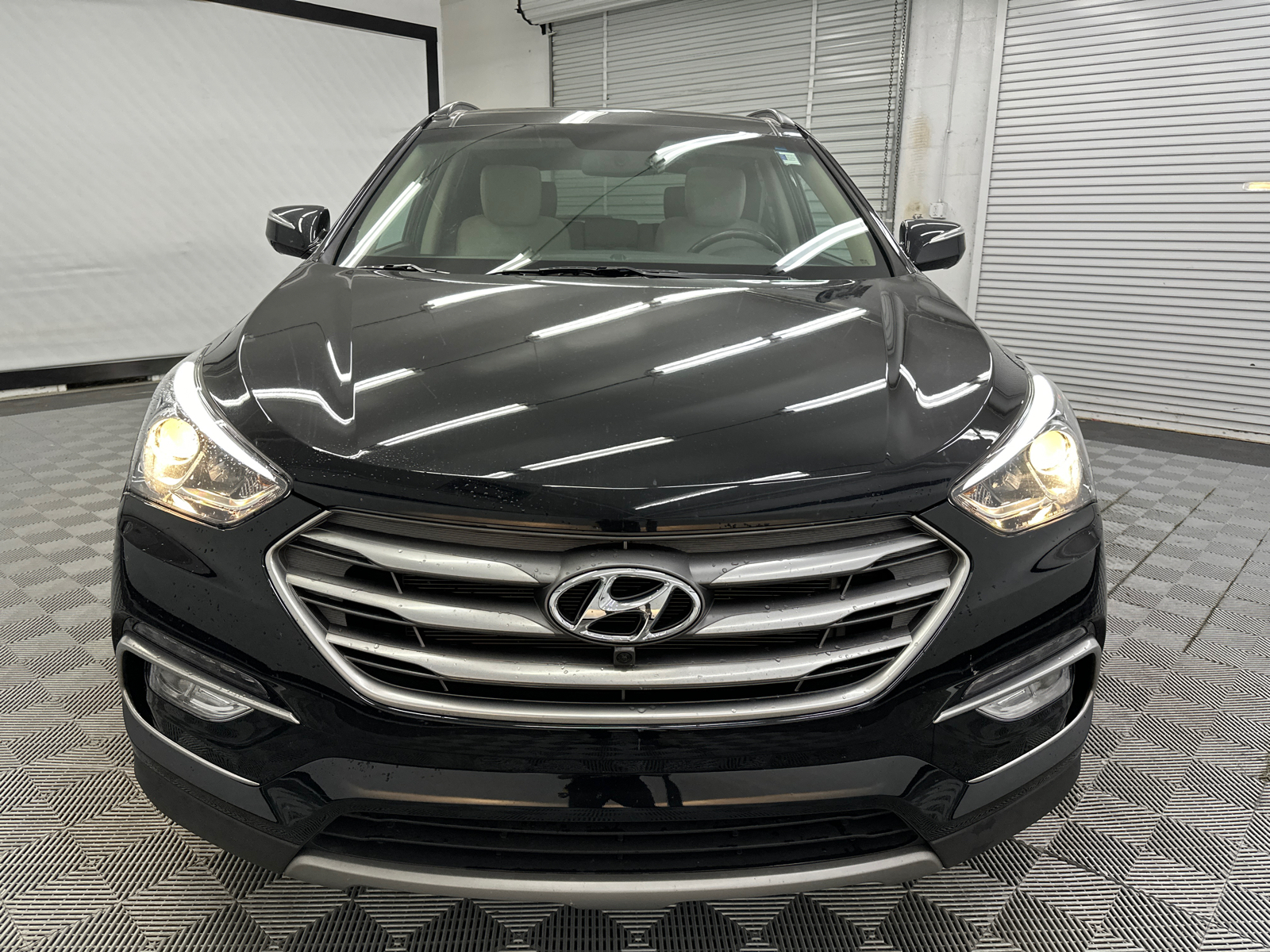 2017 Hyundai Santa Fe Sport 2.4 Base 8