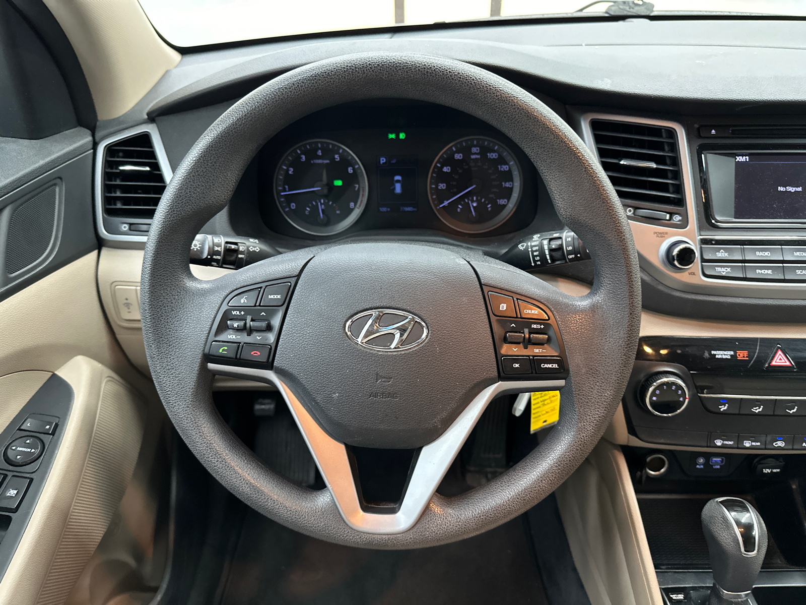 2017 Hyundai Tucson SE 24