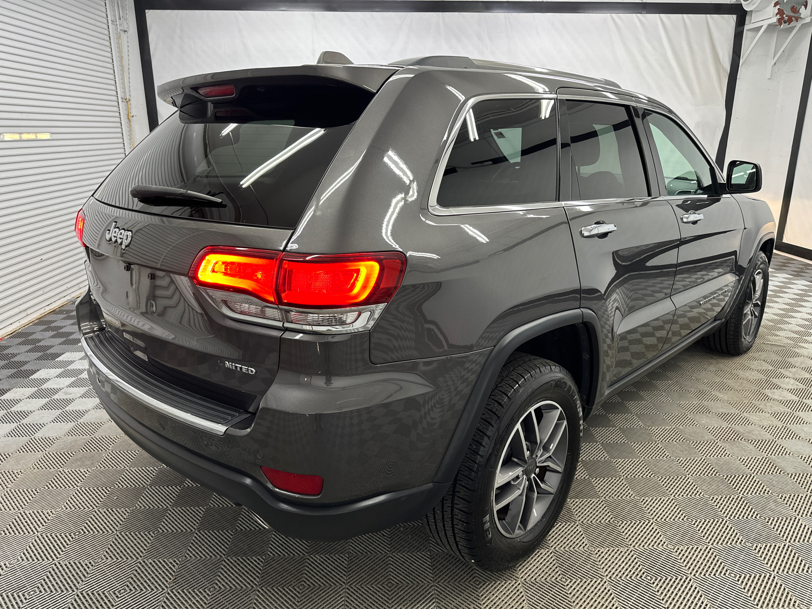 2020 Jeep Grand Cherokee Limited 5