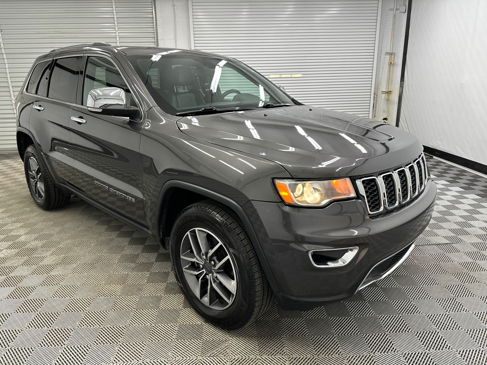 2020 Jeep Grand Cherokee Limited 7