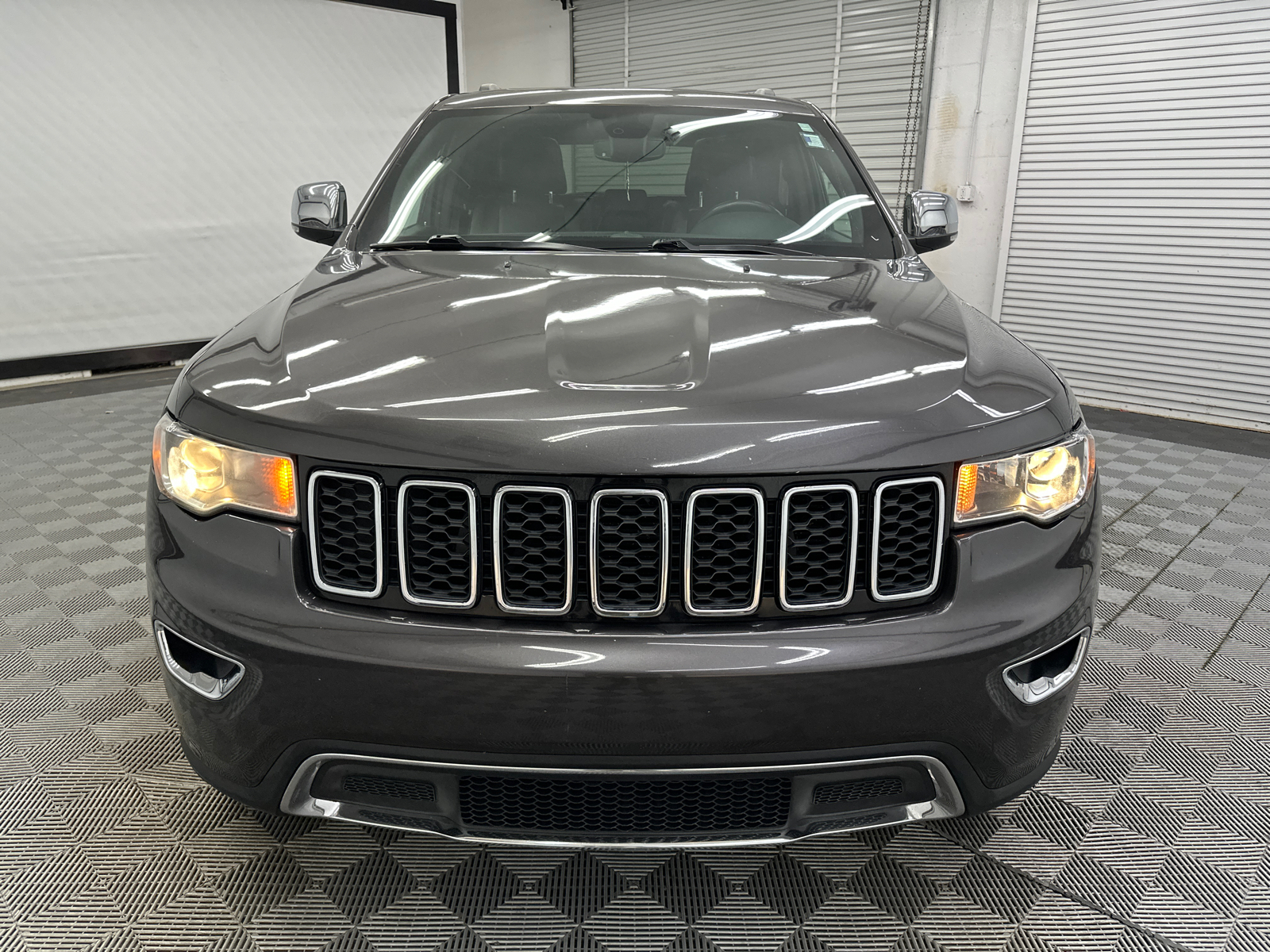 2020 Jeep Grand Cherokee Limited 8