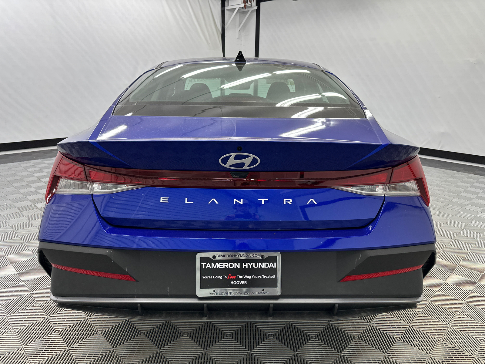 2024 Hyundai Elantra SE 4