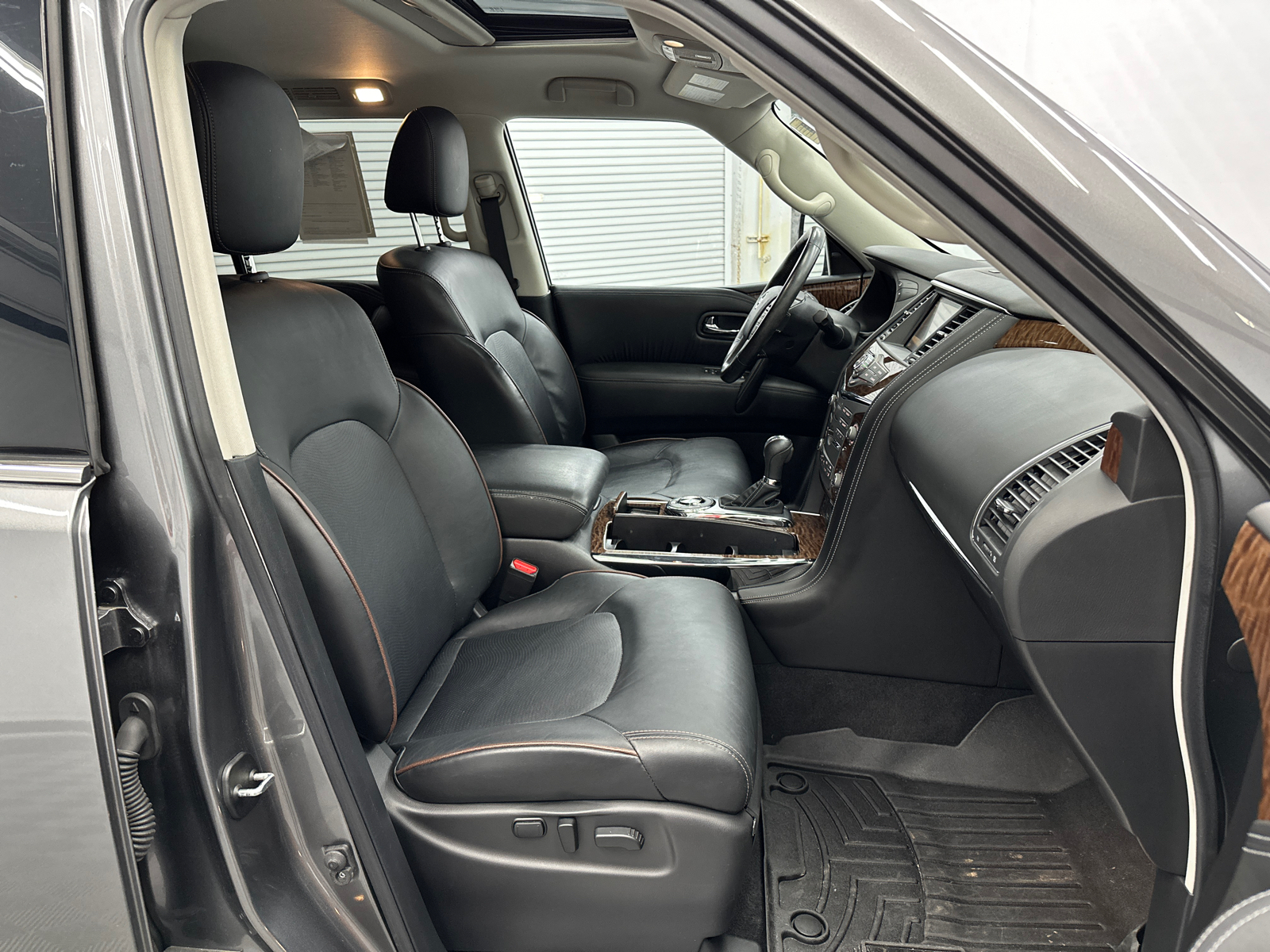 2019 Nissan Armada SL 15