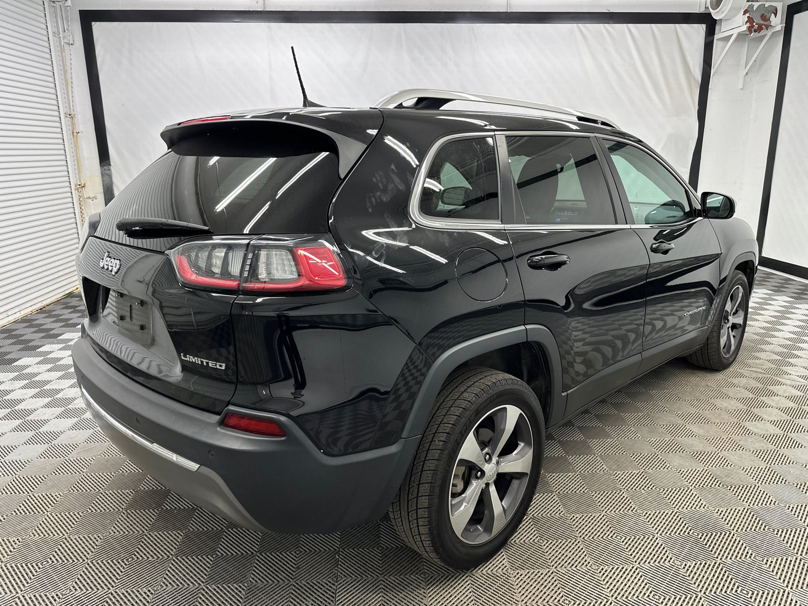 2020 Jeep Cherokee Limited 5