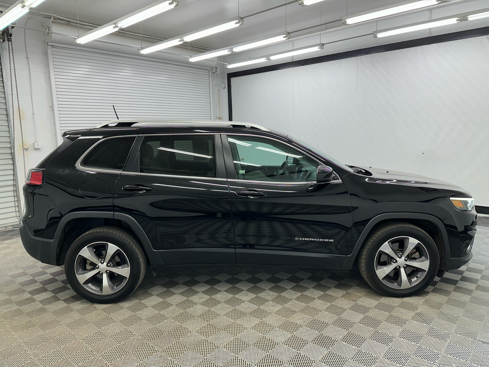 2020 Jeep Cherokee Limited 6