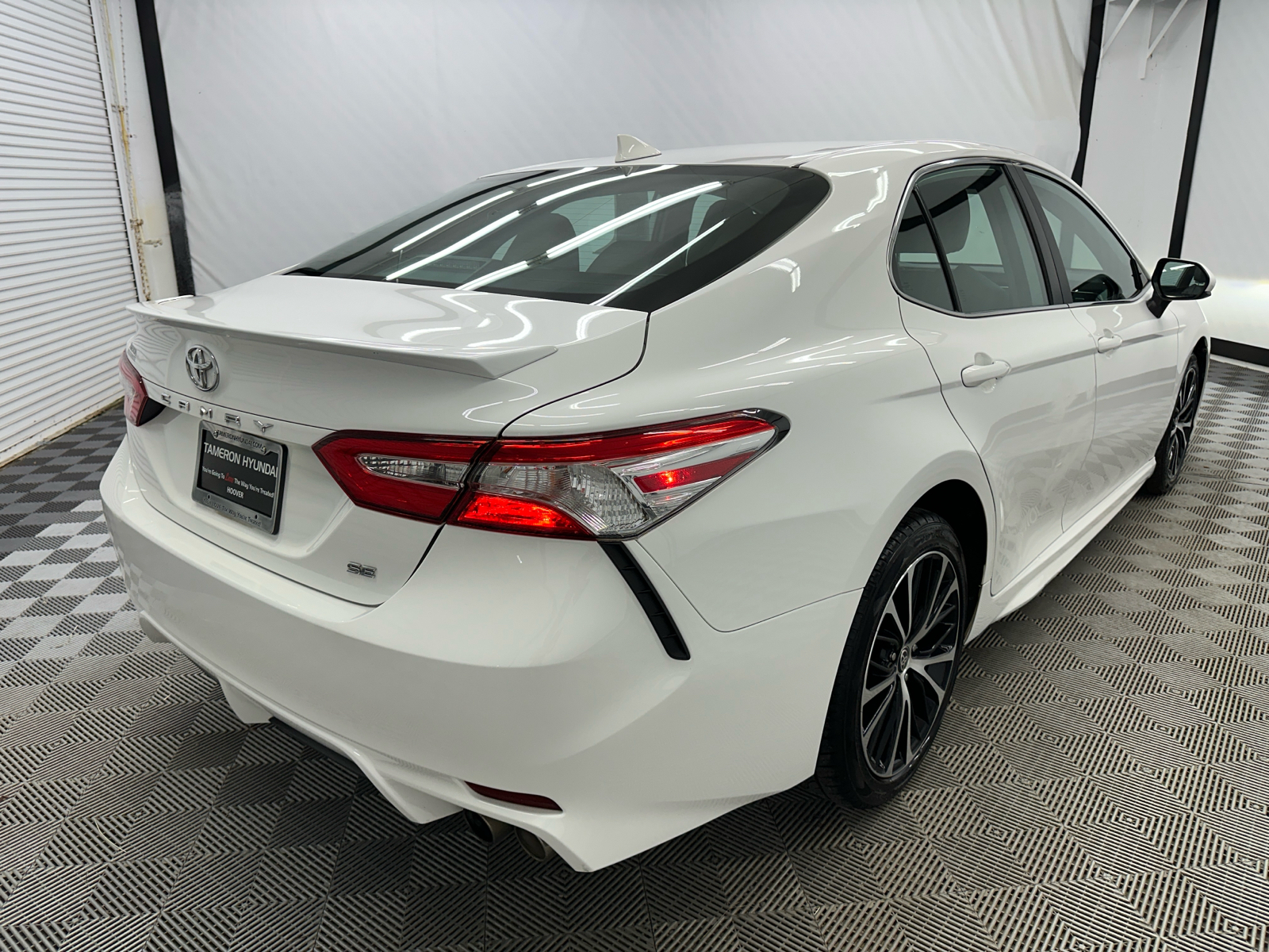 2020 Toyota Camry SE 5