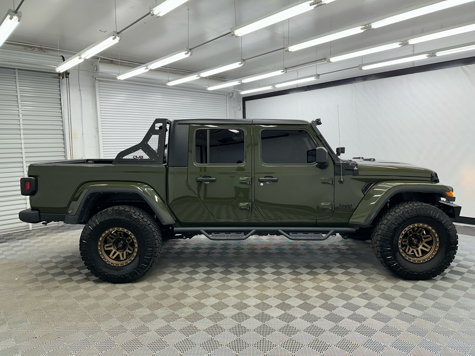 2022 Jeep Gladiator Altitude 6