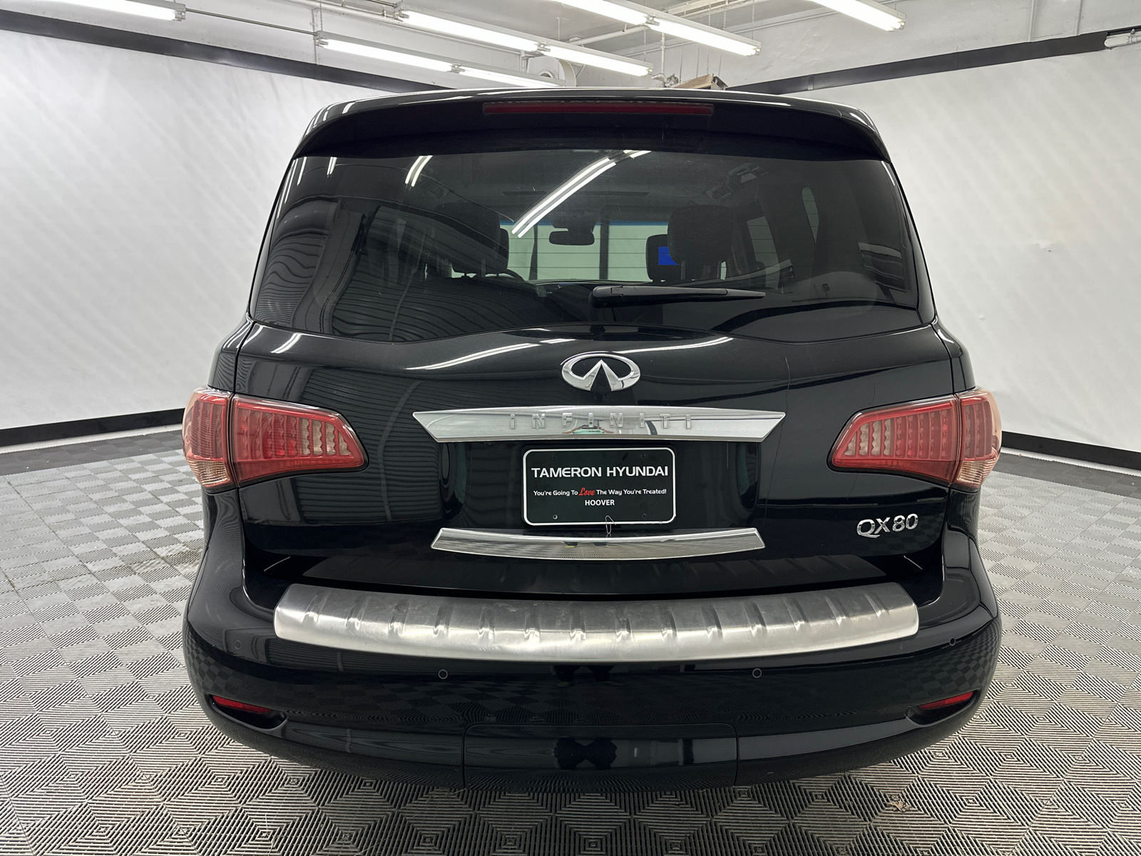 2017 INFINITI QX80 Base 4