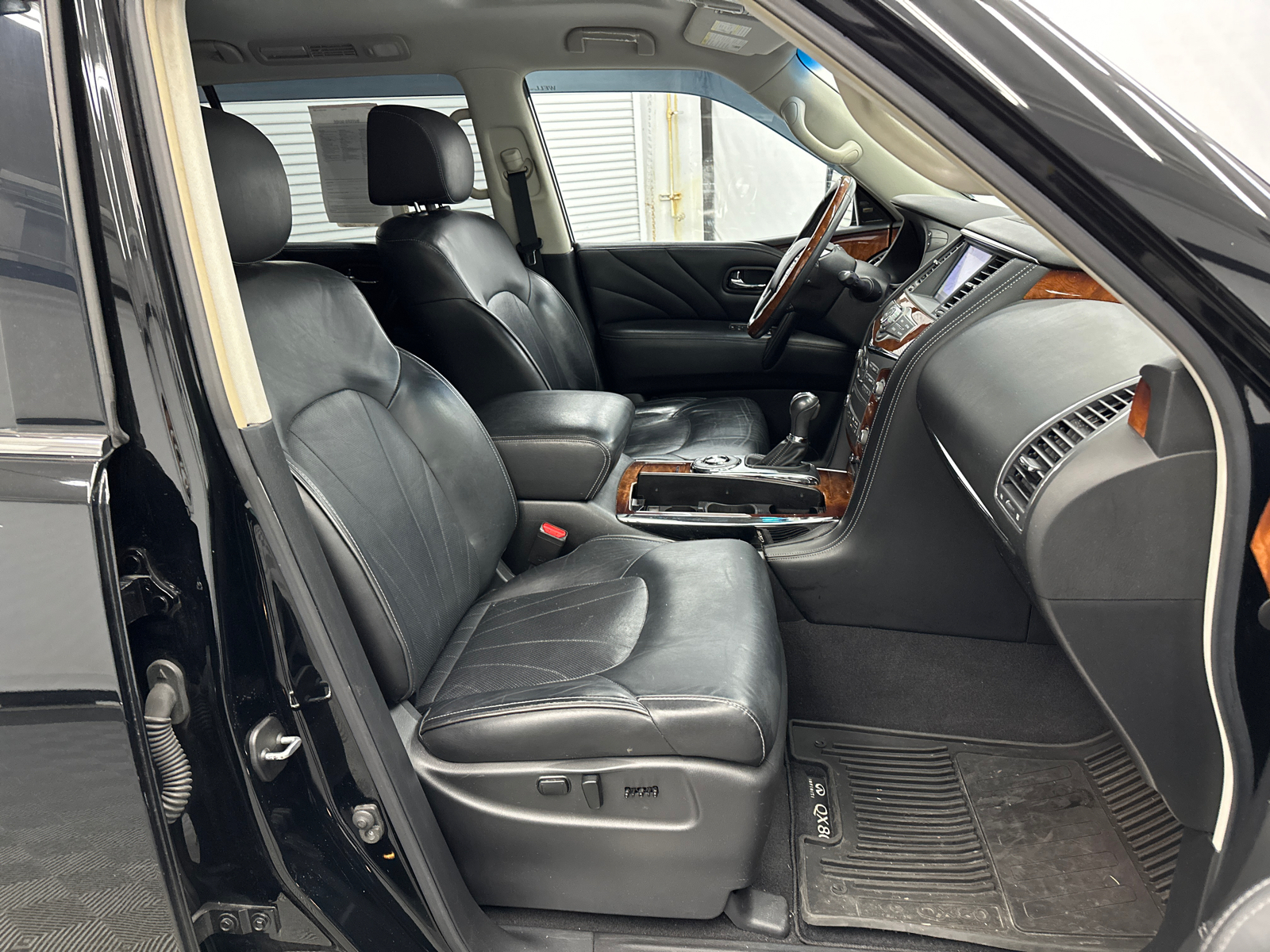 2017 INFINITI QX80 Base 15