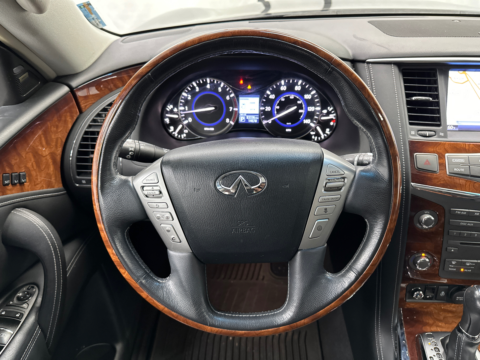 2017 INFINITI QX80 Base 30