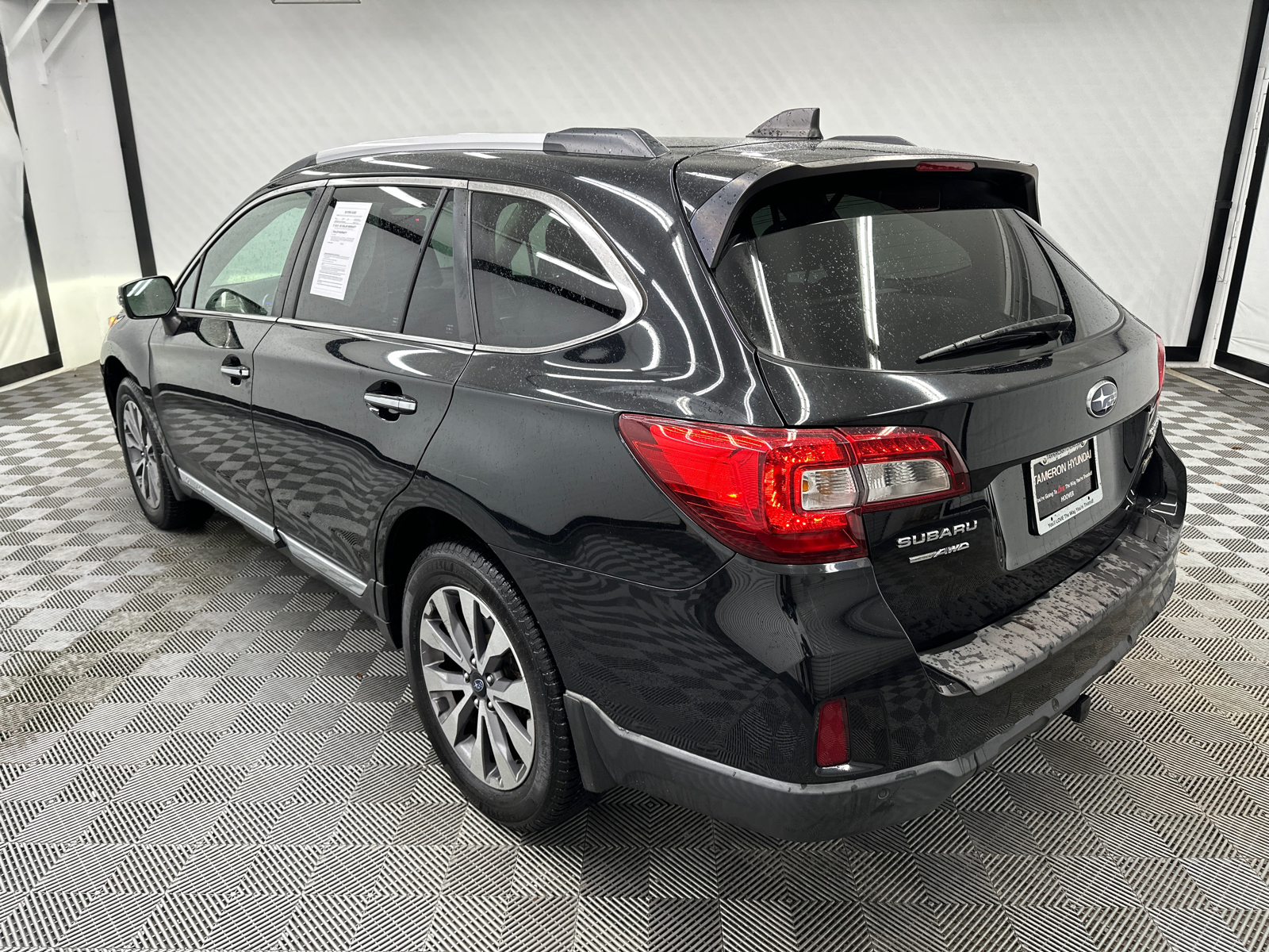 2017 Subaru Outback 2.5i 3