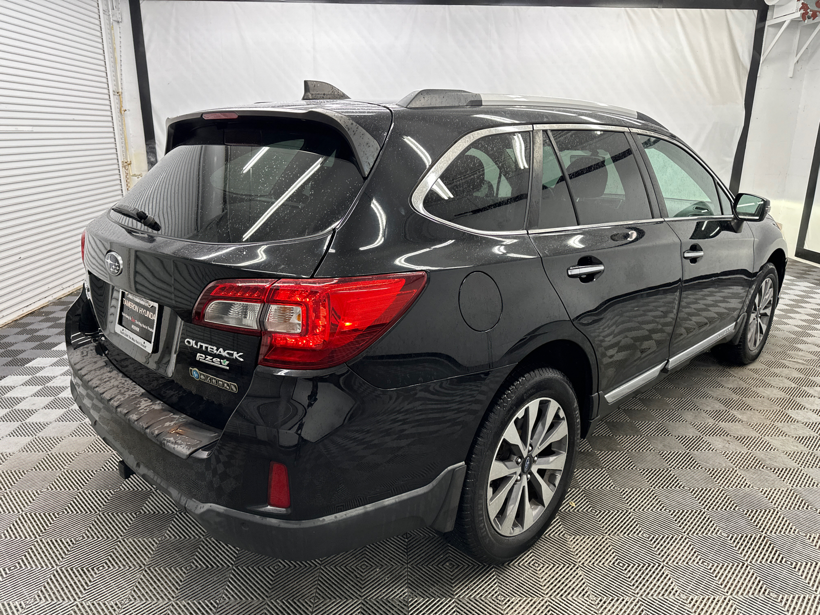 2017 Subaru Outback 2.5i 5